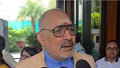 Rahul Gandhi blames EC, EVMs on losing elections: Giriraj Singh