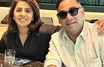 Neetu Kapoor wishes birthday to her ‘son friend’ Bharat Sahni Neetu Kapoor wishes birthday to her ‘son friend’ Bharat Sahni