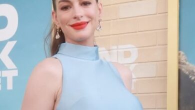 Anne Hathaway explains why she hasn’t appeared on ‘Hot Ones’ Anne Hathaway explains why she hasn’t appeared on ‘Hot Ones’
