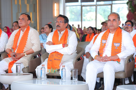 Delhi CM, city BJP chief join party workers in tuning in to ‘Mann Ki Baat’ at 6,538 locations Delhi CM, city BJP chief join party workers in tuning in to ‘Mann Ki Baat’ at 6,538 locations