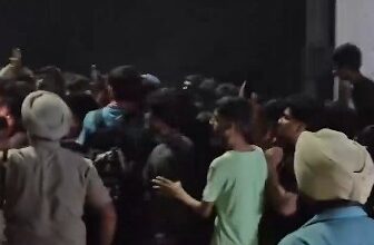 Students’ protest turns violent in Punjab; three police vehicles set afire (Lead)
