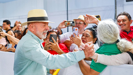 Brazil’s presidential candidates hit streets before vote Brazil’s presidential candidates hit streets before vote