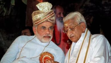 Firm in conviction, remarkable in his simplicity: PM Modi pens tribute to Ashok Singhal on his birth centenary Firm in conviction, remarkable in his simplicity: PM Modi pens tribute to Ashok Singhal on his birth centenary