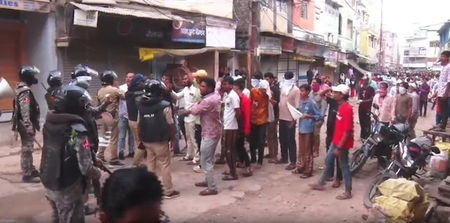 Fresh stone pelting in Ujjain over Shahi Masjid portion demolition; MP Police use tear gas, lathi charge Fresh stone pelting in Ujjain over Shahi Masjid portion demolition; MP Police use tear gas, lathi charge
