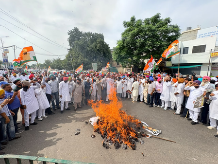 Congress workers stage protest in Punjab to demand resignation of CEC Gyanesh Kumar Congress workers stage protest in Punjab to demand resignation of CEC Gyanesh Kumar