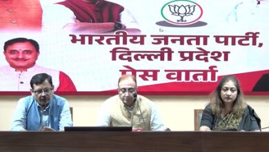 Delhi Mayor slams Congress, AAP for bid to ‘tarnish’ ECI image