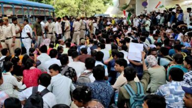 Bengal: Teachers protest in Kolkata demanding job security