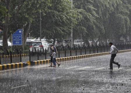 Late September rains bring winter-like chill to Delhi-NCR; more showers likely before dry spell Late September rains bring winter-like chill to Delhi-NCR; more showers likely before dry spell