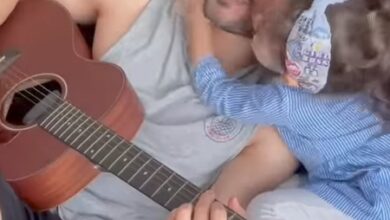 Kunal Kemmu celebrates daughter Inaaya’s birthday with a sweet guitar performance and cuddles Kunal Kemmu celebrates daughter Inaaya’s birthday with a sweet guitar performance and cuddles