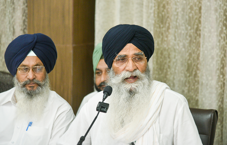 Akal Takht acting Jathedar meets death-row convict Rajoana in Patiala jail Akal Takht acting Jathedar meets death-row convict Rajoana in Patiala jail