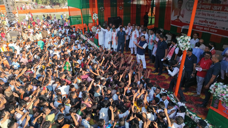 Assam: CM Sarma targets Congress candidate in Nagaon bypoll Assam: CM Sarma targets Congress candidate in Nagaon bypoll