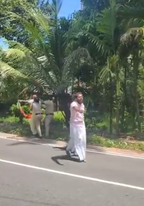 Kerala BJP youth outfits step up protests against CM Satheesan Kerala BJP youth outfits step up protests against CM Satheesan