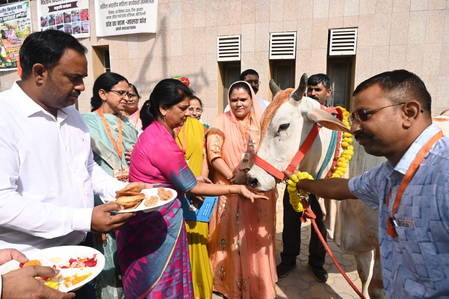 BKS honours women farmers, highlights their role in agriculture BKS honours women farmers, highlights their role in agriculture