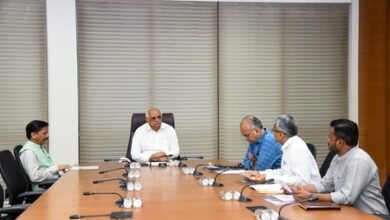 Gujarat govt moves to end use of plastic files, folders in offices