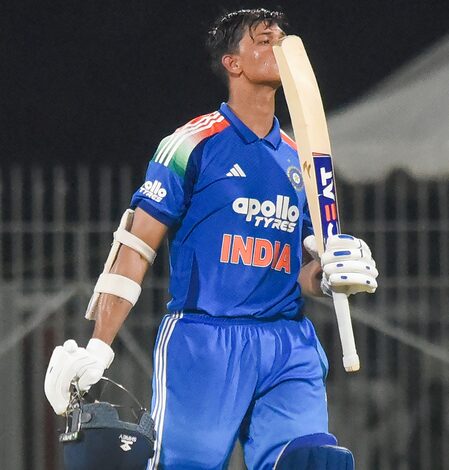 Pathan bats for opportunities for Jaiswal during India-West Indies ODIs Pathan bats for opportunities for Jaiswal during India-West Indies ODIs