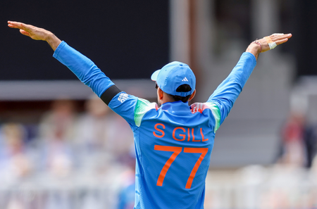 Gill should embrace support from seniors, stay true to his leadership style: Rhodes