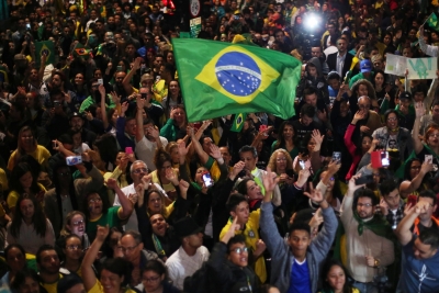 Brazil vote pushes investors to safety Brazil vote pushes investors to safety