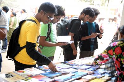 Bangladesh: Books written by leaders of terror groups Al Qaeda, IS being sold openly Bangladesh: Books written by leaders of terror groups Al Qaeda, IS being sold openly