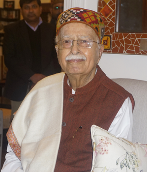 LK Advani admitted to hospital in Delhi with chest infection, condition stable LK Advani admitted to hospital in Delhi with chest infection, condition stable