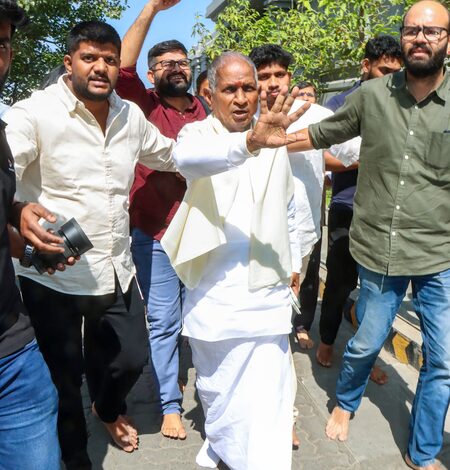 SC dismisses Ilaiyaraaja’s plea against HC order in ‘En Iniya Pon Nilave’ copyright row SC dismisses Ilaiyaraaja’s plea against HC order in ‘En Iniya Pon Nilave’ copyright row