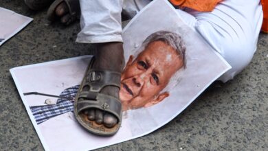 ‘You, terrorist, why did you come here?’: Muhammad Yunus confronted by angry Bangladeshi expatriates in New York