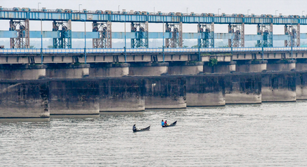 Pollution, water demands threaten India’s inland fisheries