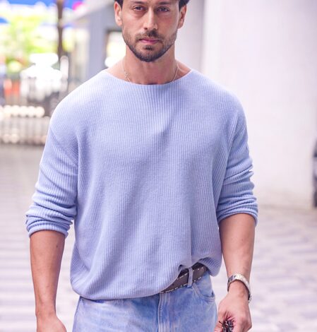 Tiger Shroff firing case: Shooters surveyed homes of Big B, Salman Khan, other stars Tiger Shroff firing case: Shooters surveyed homes of Big B, Salman Khan, other stars