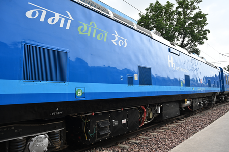 India targets 5 million metric tonnes annual green hydrogen production capacity by 2030 India targets 5 million metric tonnes annual green hydrogen production capacity by 2030