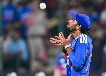 2nd T20I: Tilak Varma completes most catches as fielder in a calendar year 2nd T20I: Tilak Varma completes most catches as fielder in a calendar year