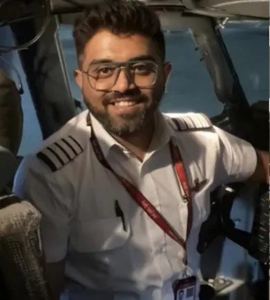 Captain Smit Machchhar: The hero Indian pilot who helped save 174 lives on flydubai flight Captain Smit Machchhar: The hero Indian pilot who helped save 174 lives on flydubai flight