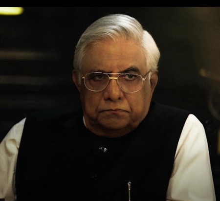 Aanjjan Srivastav breaks down in tears at Mushtaq Khan’s prayer meet: He left us too soon Aanjjan Srivastav breaks down in tears at Mushtaq Khan’s prayer meet: He left us too soon