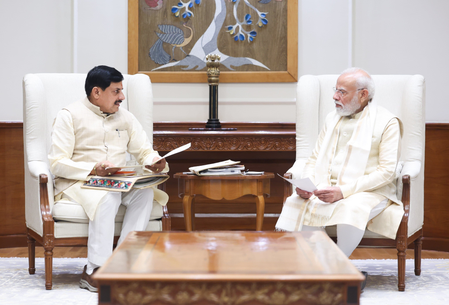 MP CM Mohan Yadav meets PM Modi, invites him to Global Investors Summit 2027 MP CM Mohan Yadav meets PM Modi, invites him to Global Investors Summit 2027