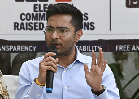 Calcutta HC declines to send Abhishek Banerjee’s plea against media coverage on probes to any vacation bench Calcutta HC declines to send Abhishek Banerjee’s plea against media coverage on probes to any vacation bench