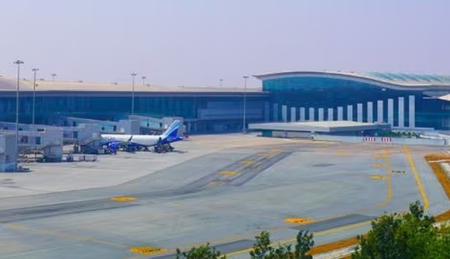 Passenger tries to open plane’s emergency exit at Hyderabad airport Passenger tries to open plane’s emergency exit at Hyderabad airport