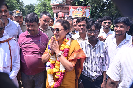 Aradhana Misra Mona takes charge as UP Cong chief; foresees political shift in state Aradhana Misra Mona takes charge as UP Cong chief; foresees political shift in state
