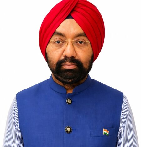 MP Sahney announces Rs 25 lakh bravery award for Capt Machchhar MP Sahney announces Rs 25 lakh bravery award for Capt Machchhar