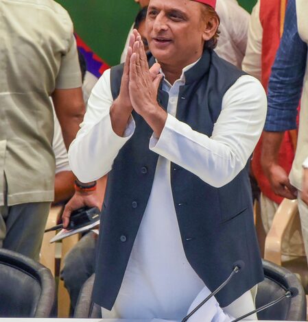 Ahead of Akhilesh Yadav’s October 8 Ayodhya visit, saints urge him to seek blessings at Ram Temple