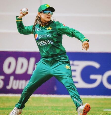 Pakistan speedster Kainat Imtiaz announces retirement from international cricket