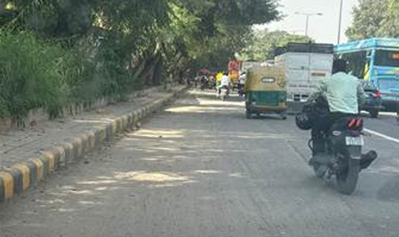 Delhi: CAQM teams detect 17 violations of air pollution norms on Ring, Outer Ring roads