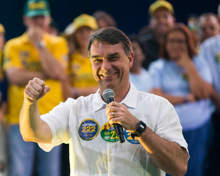 Bolsonaro beats Lula in first round of Brazil presidential election, heads to Oct 25 run-off Bolsonaro beats Lula in first round of Brazil presidential election, heads to Oct 25 run-off