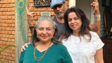 Devdas co-stars Jackie Shroff and Smita Jaykar reunite at former’s farmhouse, spend a day amidst rabbits and iguanas Devdas co-stars Jackie Shroff and Smita Jaykar reunite at former’s farmhouse, spend a day amidst rabbits and iguanas