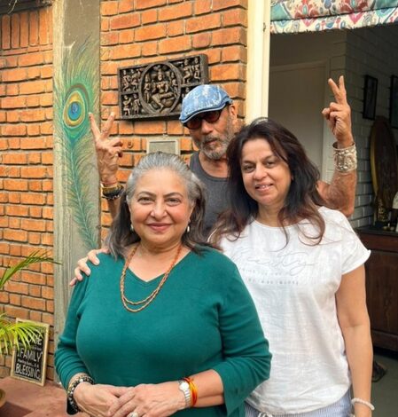 Devdas co-stars Jackie Shroff and Smita Jaykar reunite at former’s farmhouse, spend a day amidst rabbits and iguanas Devdas co-stars Jackie Shroff and Smita Jaykar reunite at former’s farmhouse, spend a day amidst rabbits and iguanas