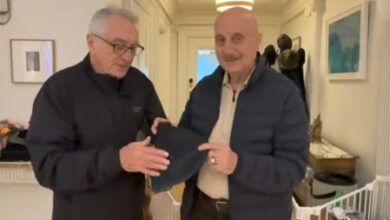 Anupam Kher gets special gift from Robert De Niro during visit to his home