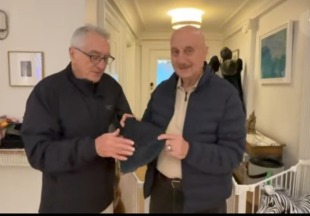 Anupam Kher gets special gift from Robert De Niro during visit to his home Anupam Kher gets special gift from Robert De Niro during visit to his home