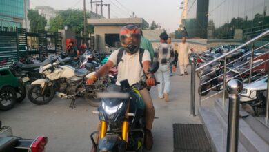 2-wheelers key mode of travel to fixed workplaces; Rs 785 per worker average monthly spend: NSO survey
