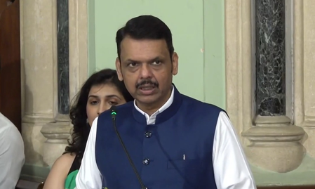 Maha govt steps up drought response with pre-Diwali aid plan, 10 pc water cut Maha govt steps up drought response with pre-Diwali aid plan, 10 pc water cut