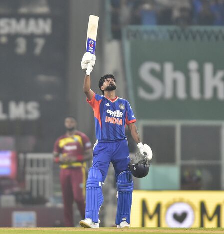 ‘I don’t mind playing second fiddle’: Ishan lauds Iyer’s approach in maiden T20I ton ‘I don’t mind playing second fiddle’: Ishan lauds Iyer’s approach in maiden T20I ton