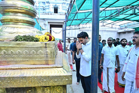 Andhra minister Nara Lokesh performs puja in Amaravati temple for PM Modi Andhra minister Nara Lokesh performs puja in Amaravati temple for PM Modi