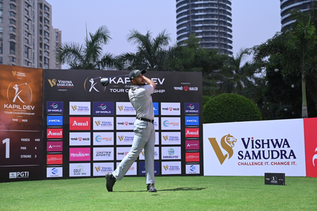 Shaurya Bhattacharya opens with a two-shot lead in Kapil Dev Invitational Tour Championship