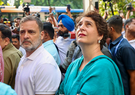 Rahul Gandhi, Priyanka released after hours in detention following Opposition protest (Lead) Rahul Gandhi, Priyanka released after hours in detention following Opposition protest (Lead)